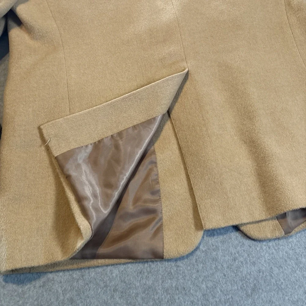 Chaps 100% Camel Hair‎ Beige Blazer Men's 46R RN-69456 Very Good Cond.